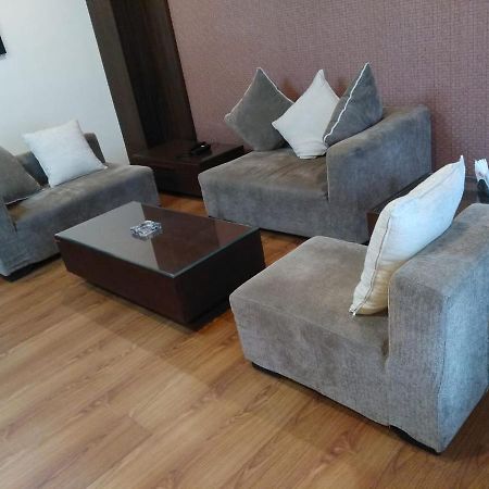 Hotel Md'S Continental Jorhāt Kültér fotó