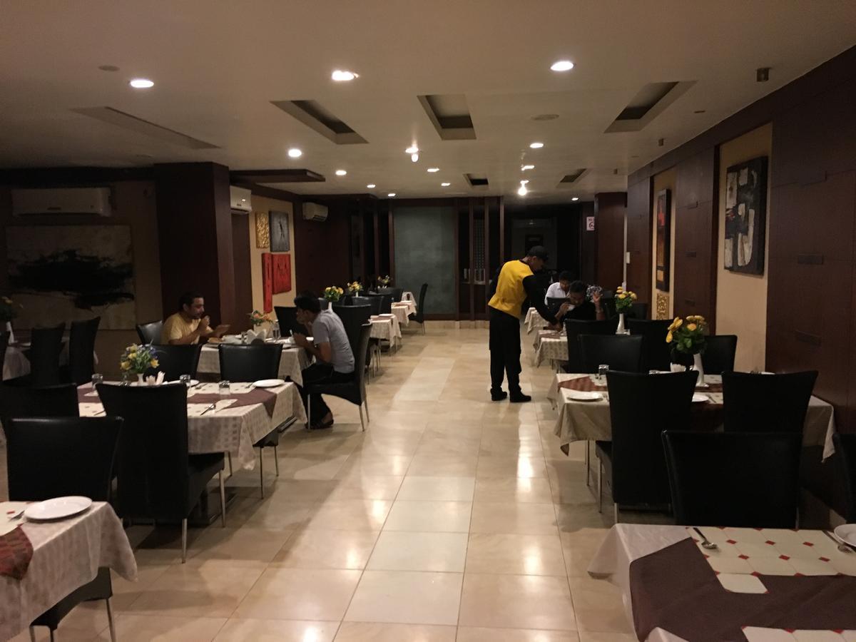 Hotel Md'S Continental Jorhāt Kültér fotó