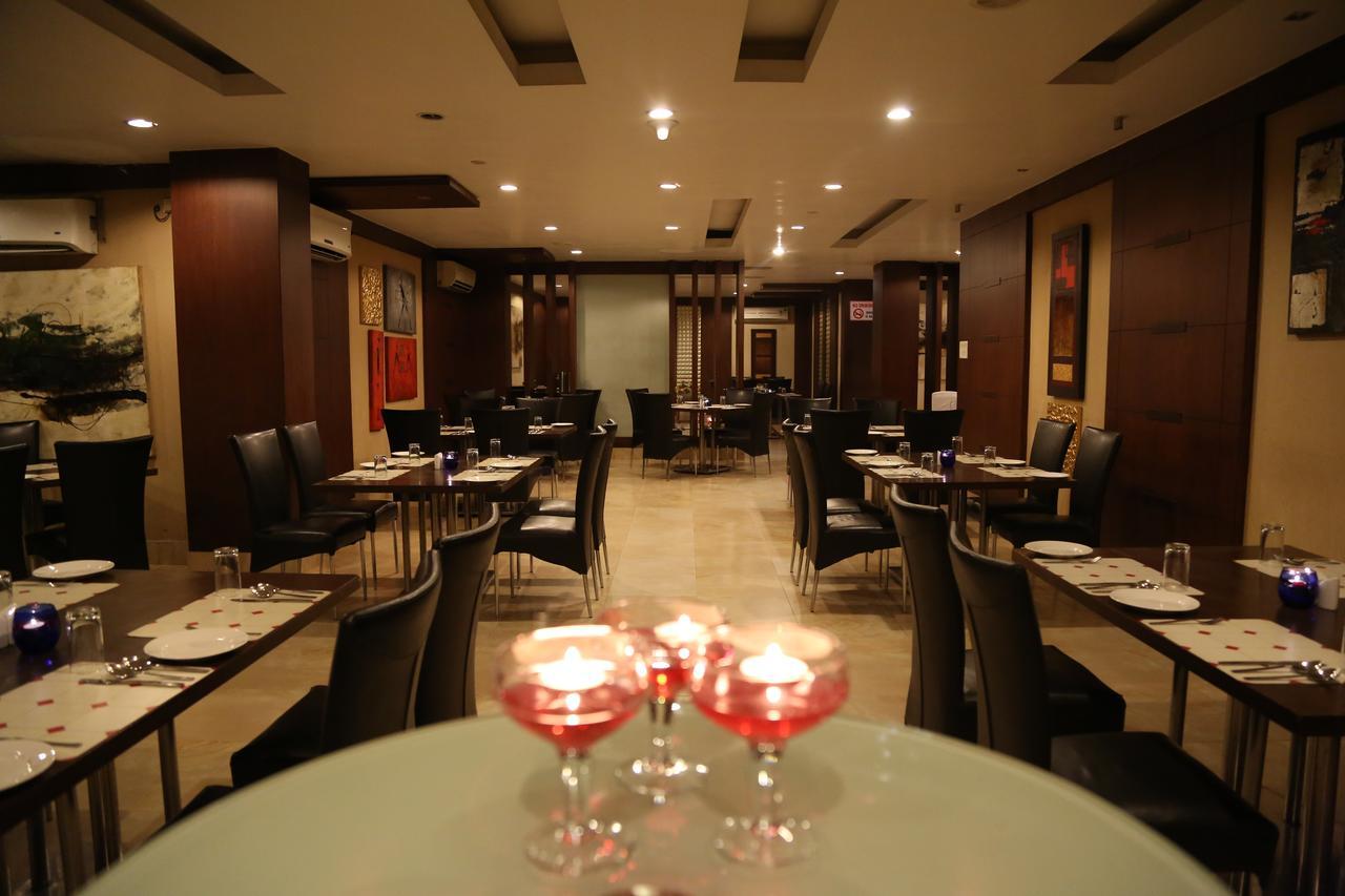 Hotel Md'S Continental Jorhāt Kültér fotó